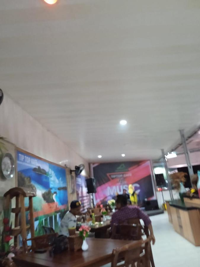 Grand Buana Lestari Hotel Padang Kültér fotó